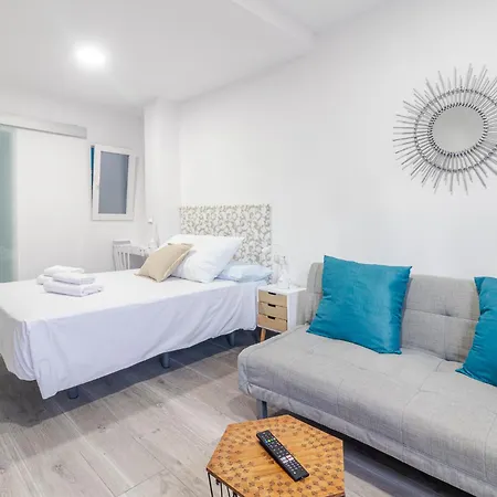 Torres Quevedo 501 - Canteras 아파트 *